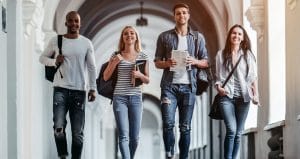 Cum să îți alegi facultatea potrivită și Ghid Admitere la Facultate 2025 – Tot ce trebuie să știi