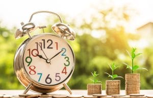 Top 7 aplicații financiare care te ajută să economisești bani lunar