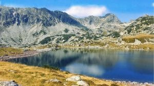 Cele mai accesibile trasee din Retezat – Natură pură la fiecare pas