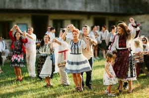 Festivaluri și tradiții locale din Crișan și Caraorman